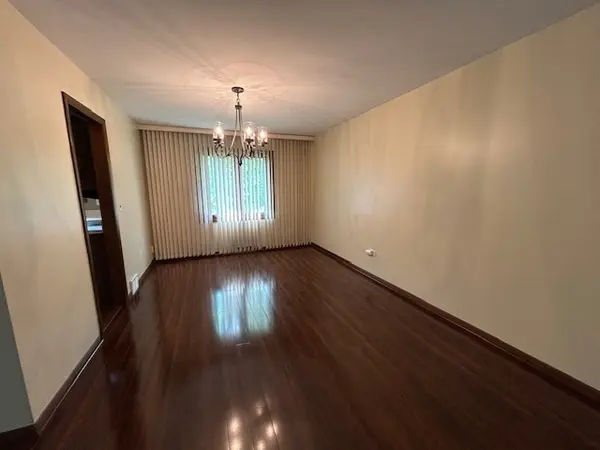 1239 E Carpenter DR E, Palatine, IL 60074