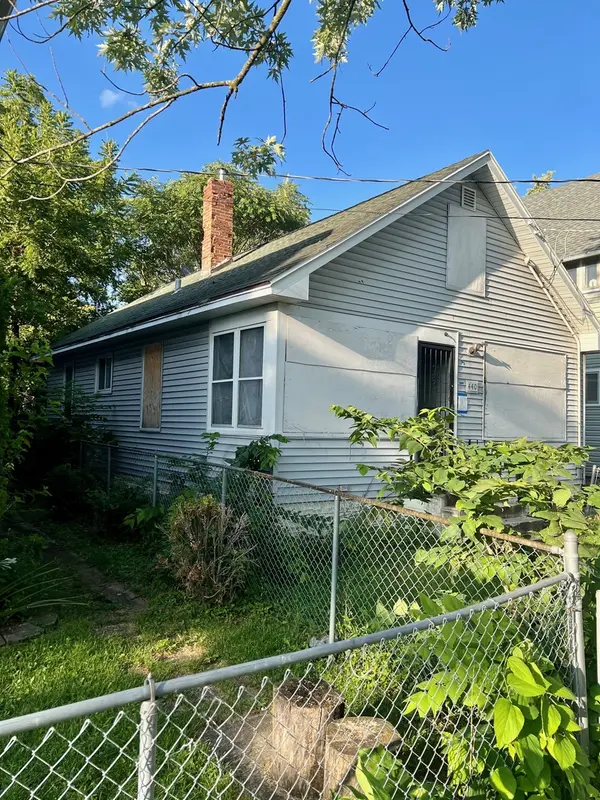 440 Center AVE, Aurora, IL 60505