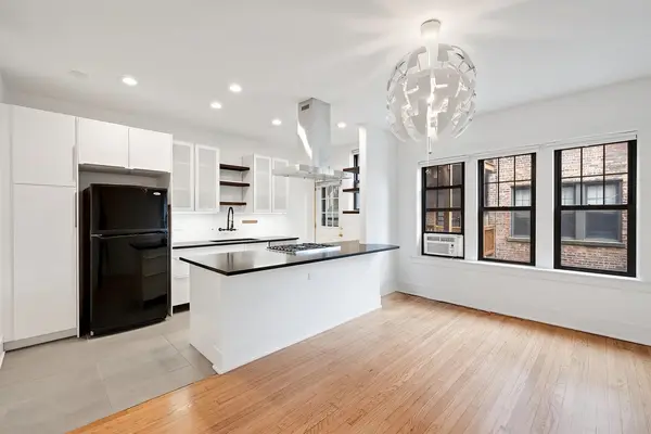 5469 S Ingleside AVE #2N, Chicago, IL 60615