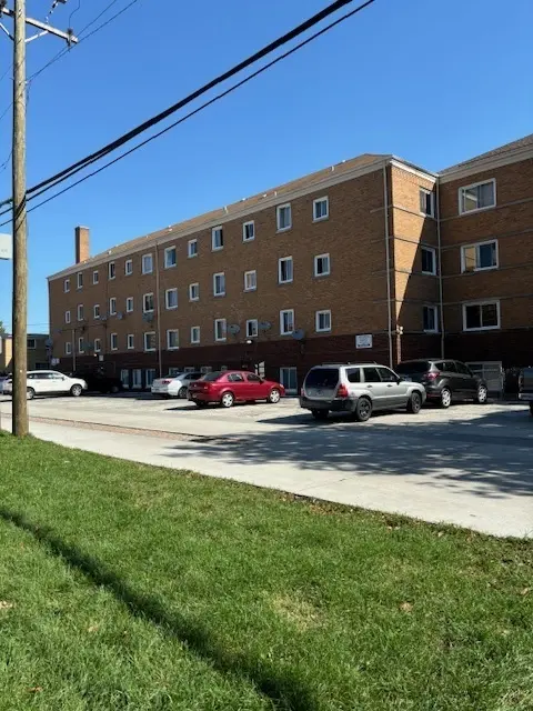 1106 N Harlem AVE #2,  River Forest,  IL 60305