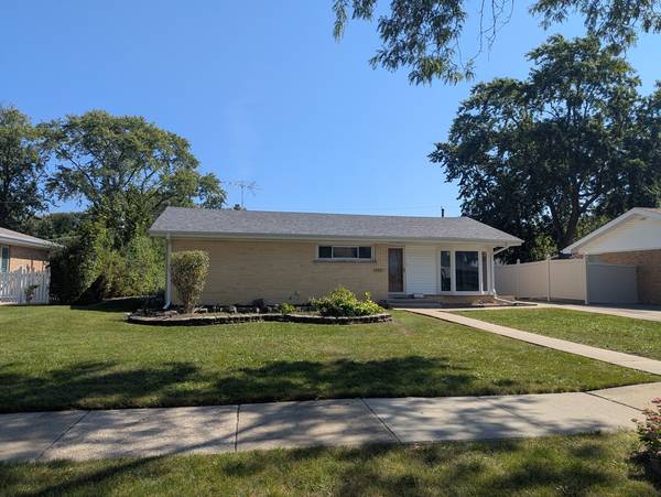 8927 Belleforte AVE, Morton Grove, IL 60053