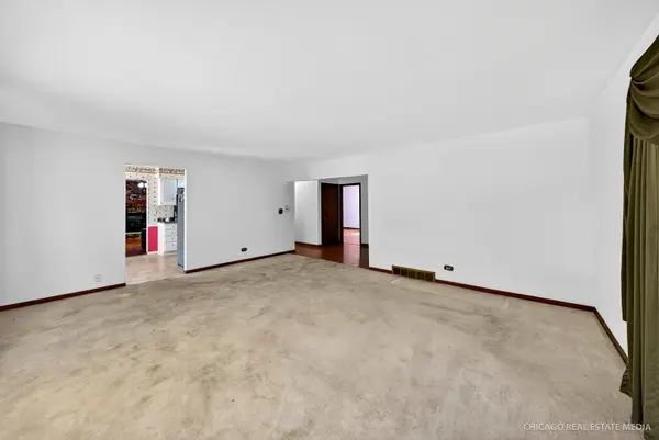 19N053 Felsmith RD, Hampshire, IL 60140