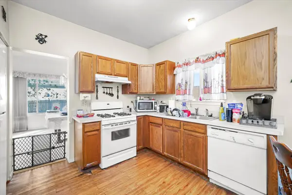 731 Bobwhite LN, New Lenox, IL 60451