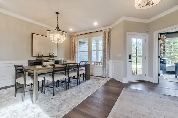 21 Hawthorn Ridge DR, Hawthorn Woods, IL 60047