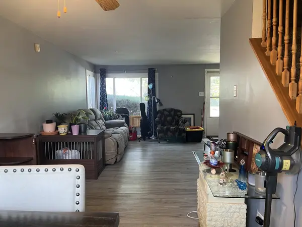 220 W Raye DR, Chicago Heights, IL 60411