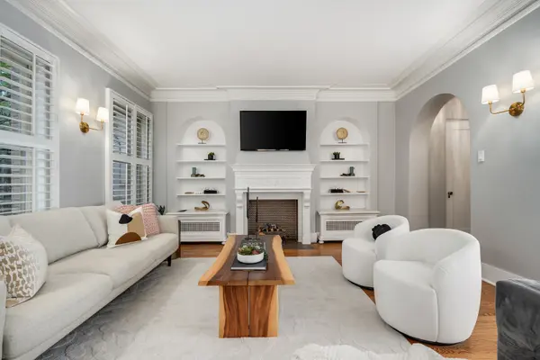2726 N PINE GROVE AVE #1N, Chicago, IL 60614