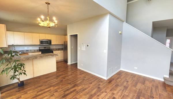 349 W Pointe DR, Vernon Hills, IL 60061