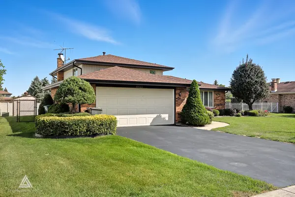 15543 Brassie DR, Orland Park, IL 60462