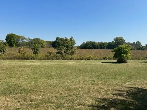 23105 W Oak ST, Plainfield, IL 60544