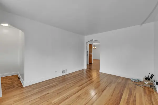 3814 W 69th PL, Chicago, IL 60629