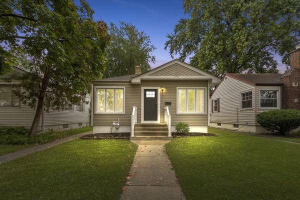 3723 W 104th ST, Chicago, IL 60655