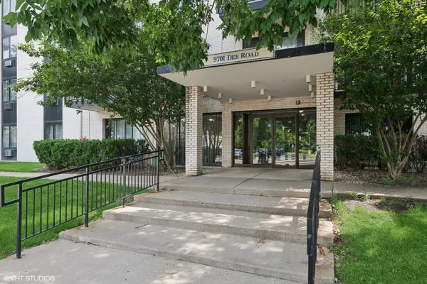 9701 N Dee RD #2I, Niles, IL 60714