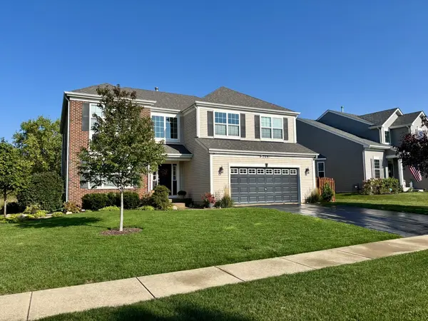 2681 Braeburn WAY, Woodstock, IL 60098