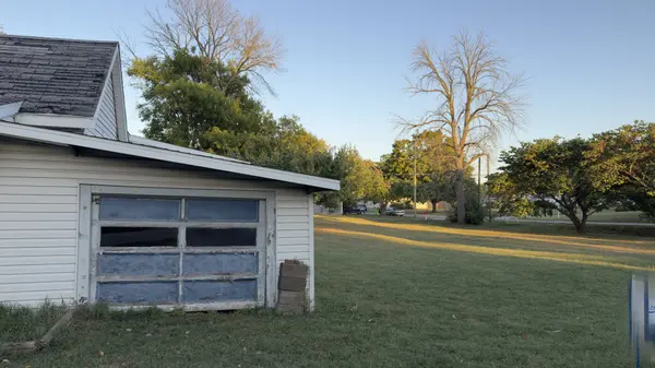 320 S Main ST, Atwood, IL 61913