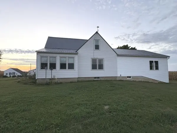1151 Melugins Grove RD, Compton, IL 61318