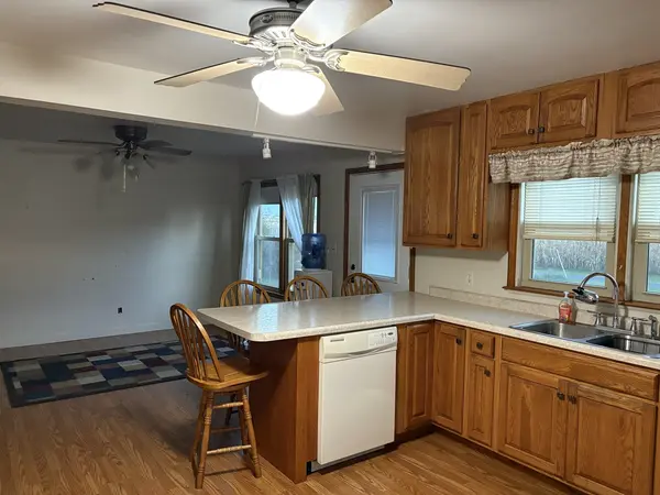 1151 Melugins Grove RD, Compton, IL 61318