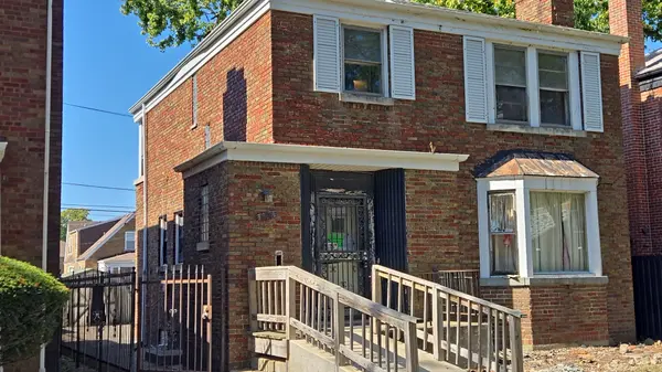 8218 S Yates BLVD, Chicago, IL 60617