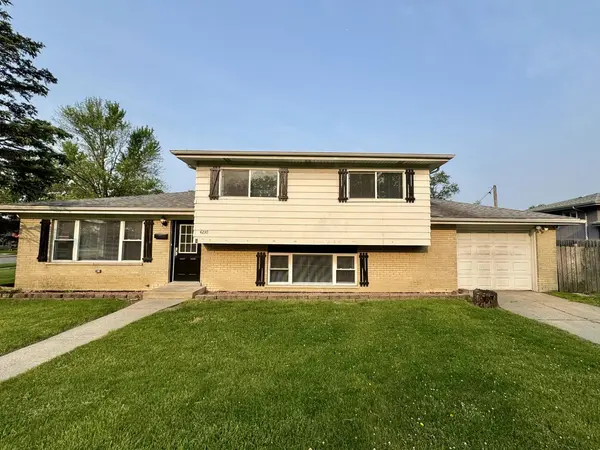 4230 Barry LN, Oak Forest, IL 60452