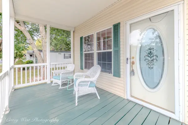 81 Birch DR, Sandwich, IL 60548