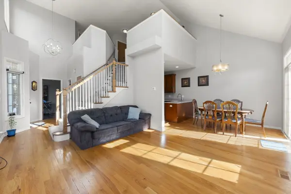 1161 Lisle PL, Lisle, IL 60532