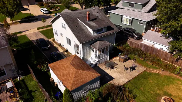 663 S Sunnyside AVE, Elmhurst, IL 60126