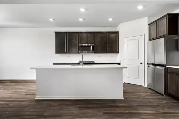 1247 Wildflower LN, Bartlett, IL 60103