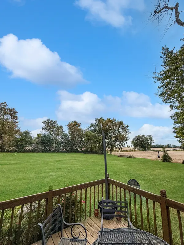 30789 5 Points RD, Kingston, IL 60145