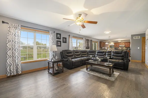 257 Pine ST, Beecher, IL 60401