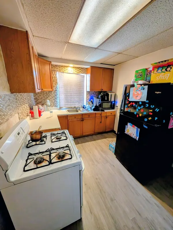 9035 S Bishop ST, Chicago, IL 60620
