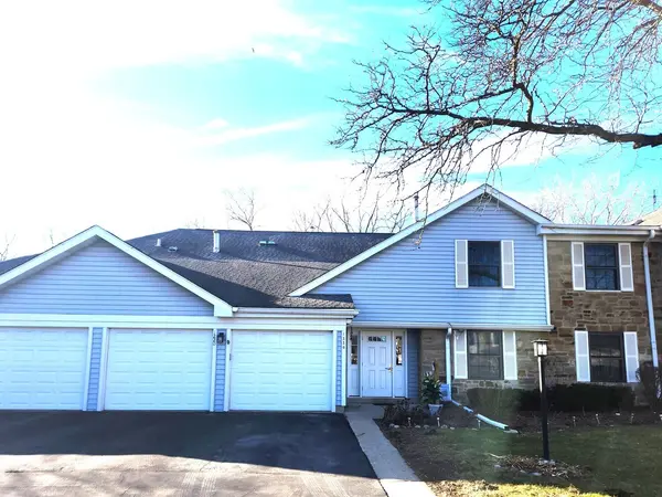 1220 Plum Tree CT #D2, Schaumburg, IL 60193