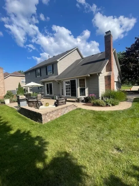 1099 W JEFFERSON AVE, Naperville, IL 60540