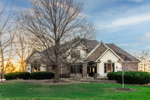 28790 N Sky Crest DR,  Ivanhoe,  IL 60060