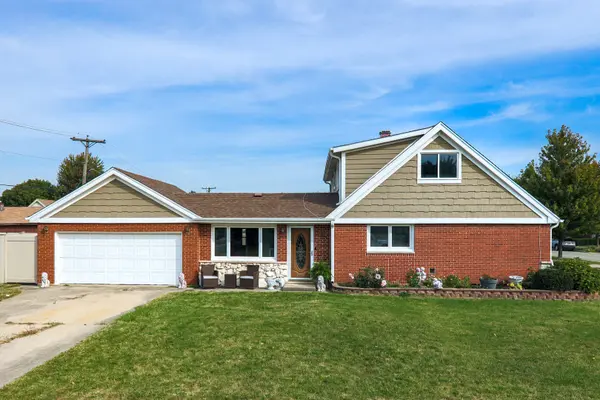 9236 Pembroke LN, Bridgeview, IL 60455