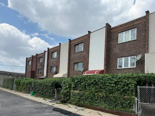 349 W 26th ST, Chicago, IL 60616