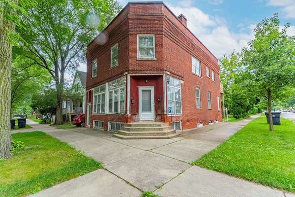 1801 Lyons ST, Evanston, IL 60201