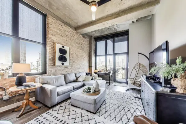 320 E 21ST ST #501, Chicago, IL 60616