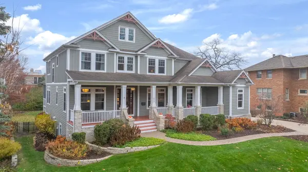 453 Anthony ST, Glen Ellyn, IL 60137
