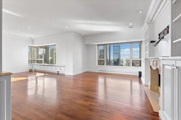 800 N Michigan AVE #3603, Chicago, IL 60611