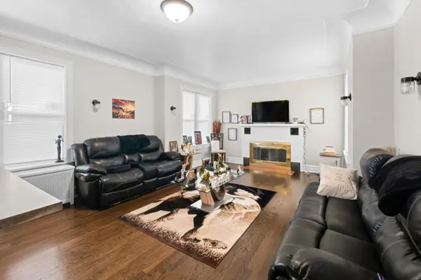 394 W Lincoln HWY, Chicago Heights, IL 60411