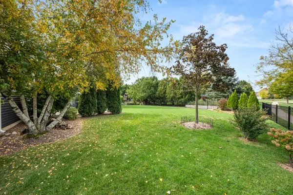 495 John Marshall LN, Sycamore, IL 60178