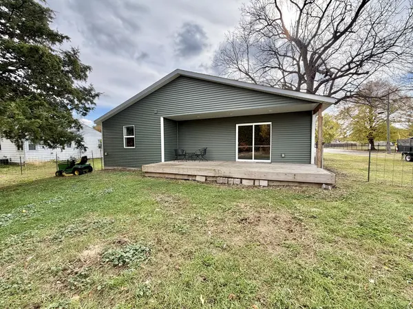 423 W 4th ST, Byron, IL 61010