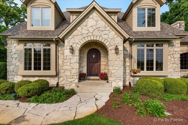 24881 N Black Walnut TER, Cary, IL 60013
