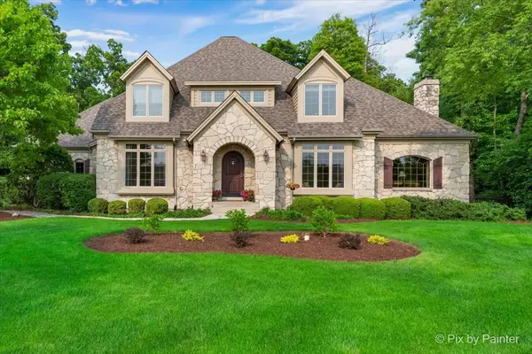 24881 N Black Walnut TER, Cary, IL 60013