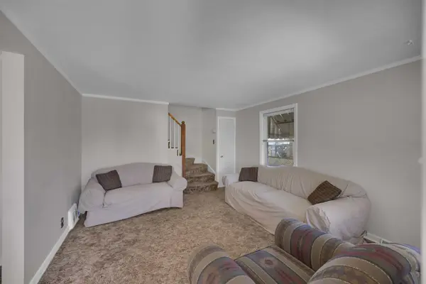 14237 S Greenbay AVE, Burnham, IL 60633