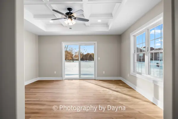 906 Lange AVE, Beecher, IL 60401