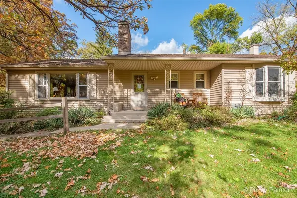 612 3 Oaks RD, Cary, IL 60013