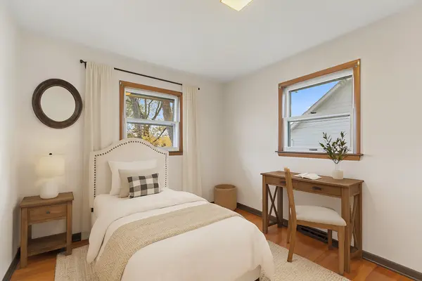 461 W Oriole TRL, Cary, IL 60013