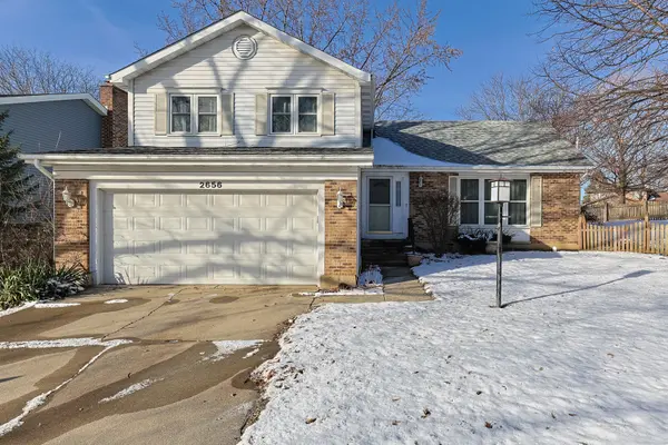 2656 Bloomfield DR, Lisle, IL 60532
