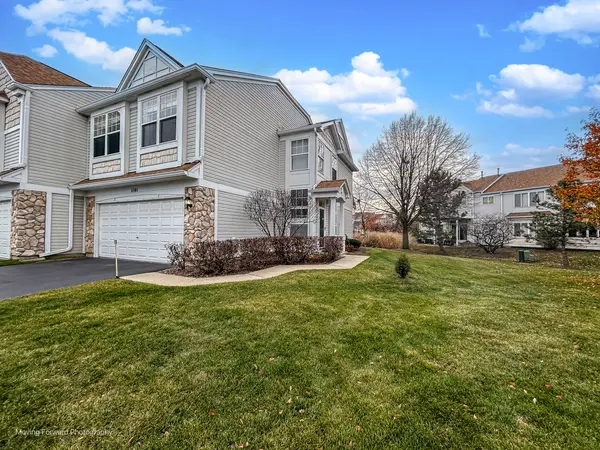 1141 Delta CT, Elgin, IL 60123