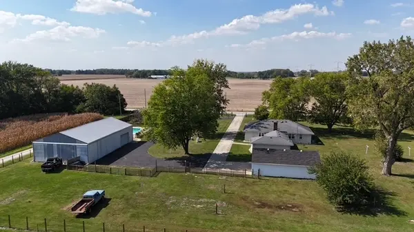 3030 S Berta RD, Braceville, IL 60407